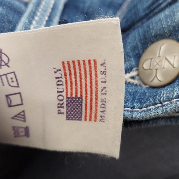NYDJ Cropped Jeans w/ Cuff - Picture 7 of 8
